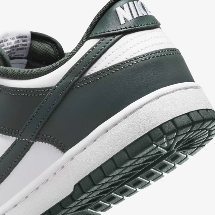 Nike SB Dunk Low Blanc-Vert Vintage